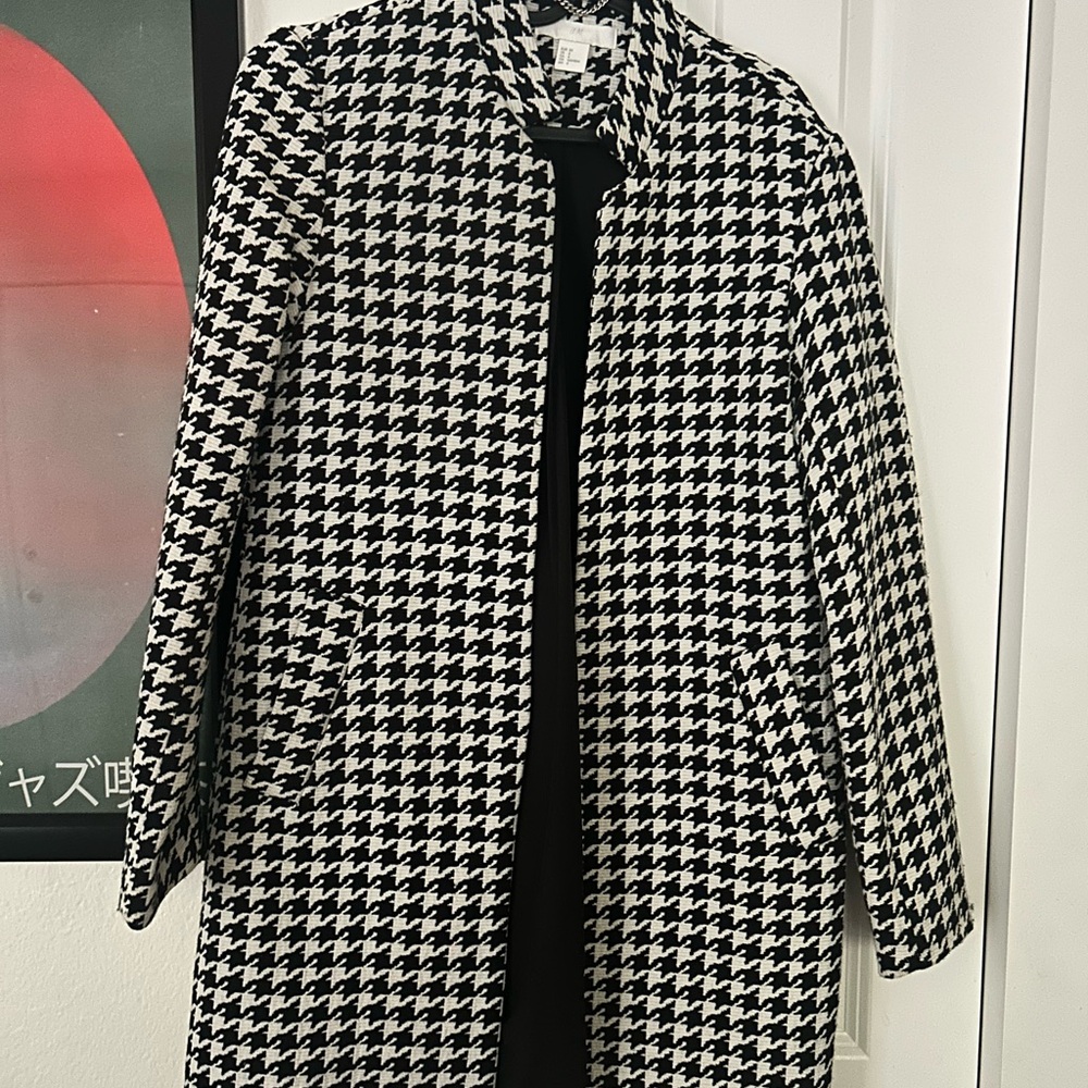 H&M Black and White Houndstooth Trench Coat